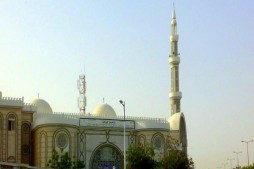 Yemen'in Aden camiinde Cuma namazı iptal edildi
