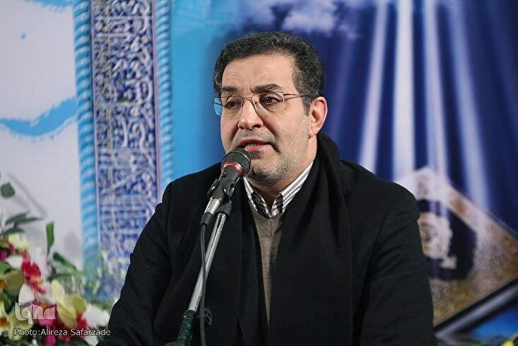 Haşim Roğəninin “Təhrim” surəsindən etdiyi qiraəti