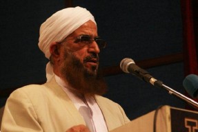 نهضت امام حسین(ع) از مشروعیت یافتن انحرافات دستگاه اموی جلوگیری کرد