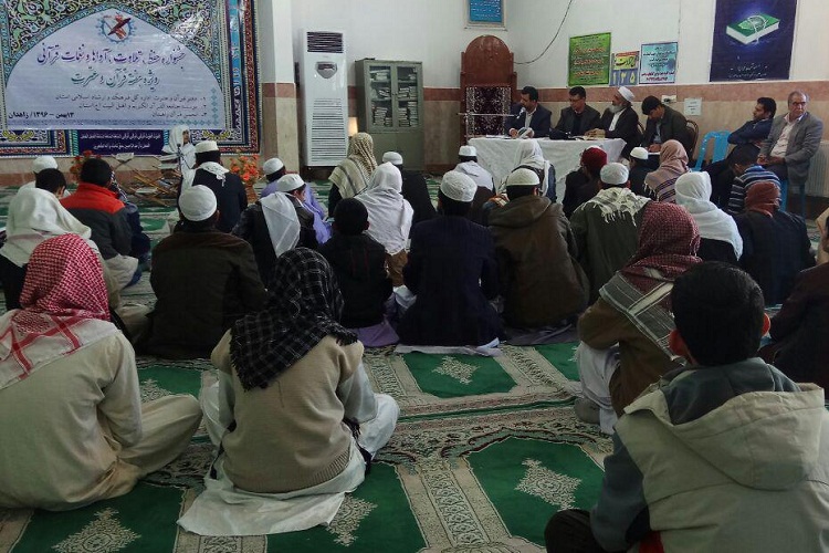 تصاویری از مسابقه حفظ ویژه هفته قرآن و عترت