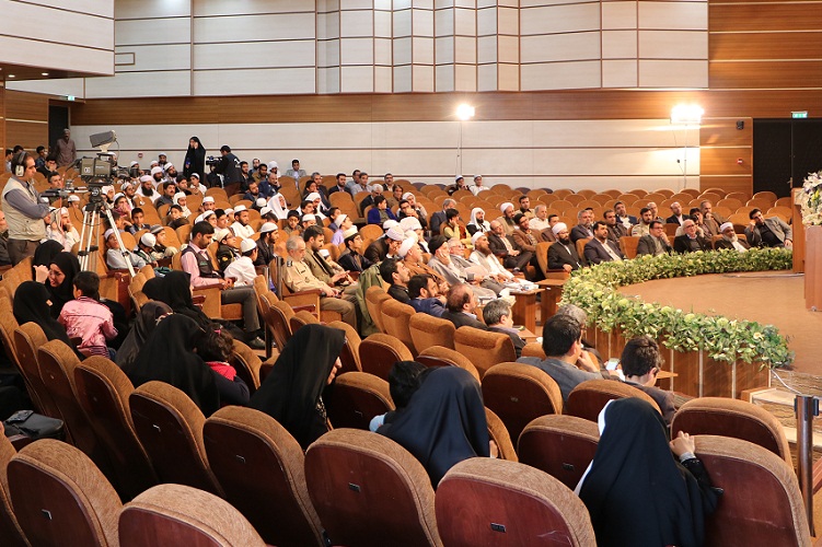 تصاویری از اختتامیه جشنواره قرآنی &laquo;فدائیان اسلام&raquo; در زاهدان