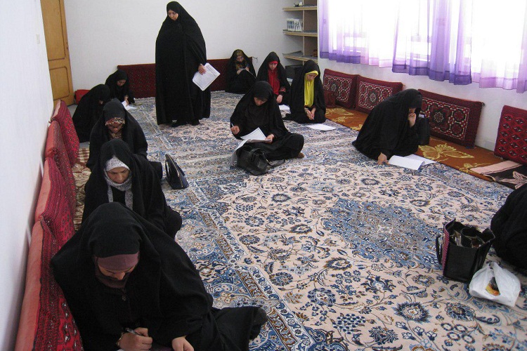 آزمون پایانی دوره تربیت معلم قرآن در زاهدان برگزار شد
