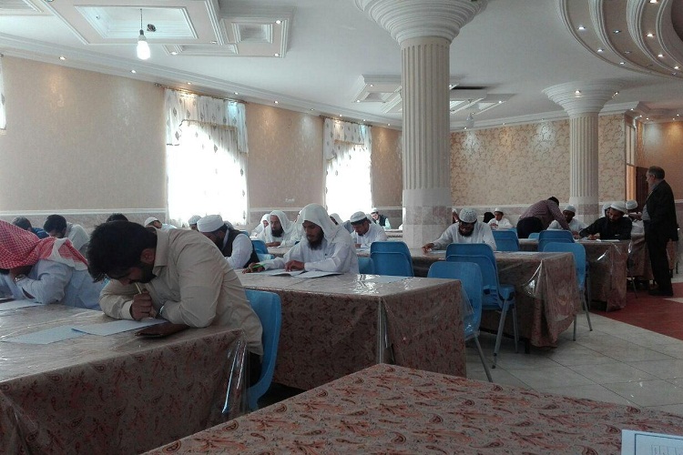 تصاویری از آزمون تخصصی حفظ قرآن در زاهدان تصاویری از آزمون تخصصی حفظ قرآن در زاهدان