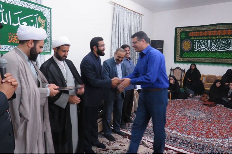 تصاویری از اختتامیه مسابقات قرآنی اوقاف در زاهدان تصاویری از اختتامیه مسابقات قرآنی اوقاف در زاهدان