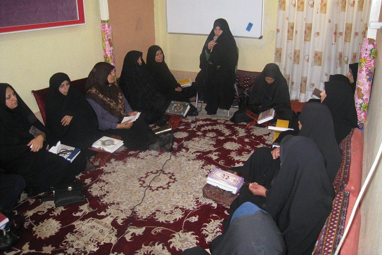 برگزاری محفل جزء خوانی قرآن کریم در مؤسسه بحرالعلوم زاهدان + عکس