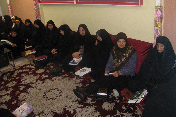 برگزاری محفل جزء خوانی قرآن کریم در مؤسسه بحرالعلوم زاهدان + عکس