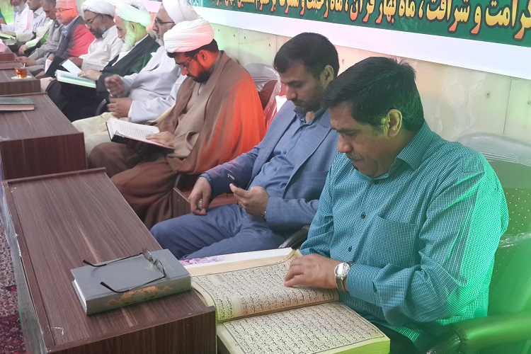 تصاویری از آیین تجلیل از فعالان و خادمان قرآن زاهدان