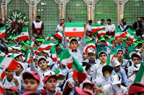 بزرگداشت چهلمین سالروز ورود تاریخی امام خمینی(ره)