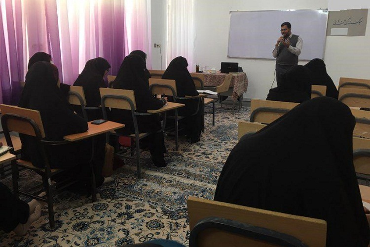 کارگاه آموزش سبک زندگی قرآنی در زاهدان برگزار شد