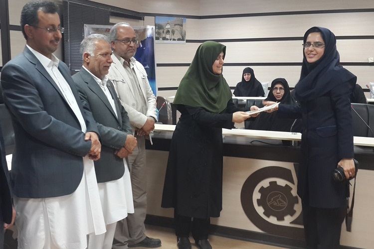 تصاویری از اختتامیه مسابقات قرآن فنی&zwnj;وحرفه&zwnj;ای زاهدان