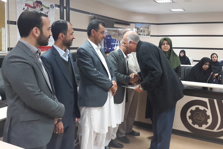 تصاویری از اختتامیه مسابقات قرآن فنی&zwnj;وحرفه&zwnj;ای زاهدان