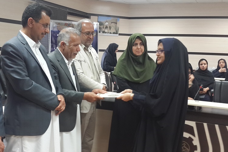 تصاویری از اختتامیه مسابقات قرآن فنی&zwnj;وحرفه&zwnj;ای زاهدان