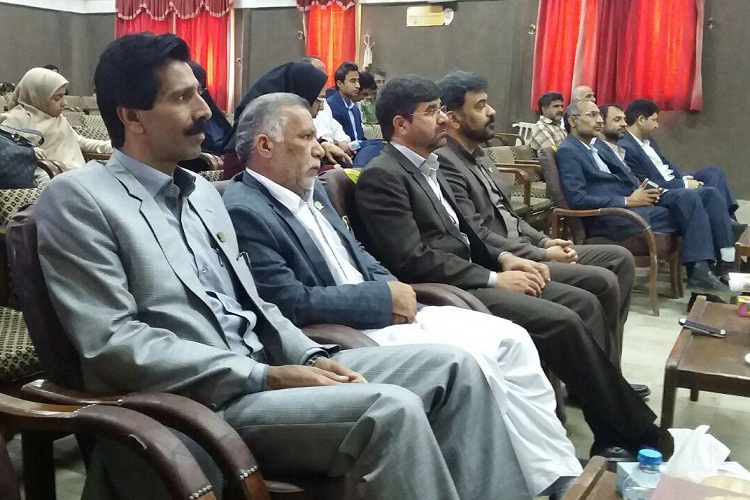 مسابقات قرآن کارکنان آموزش فنی و حرفهای در زاهدان برگزار شد مسابقات قرآن کارکنان آموزش فنی و حرفهای در زاهدان برگزار شد