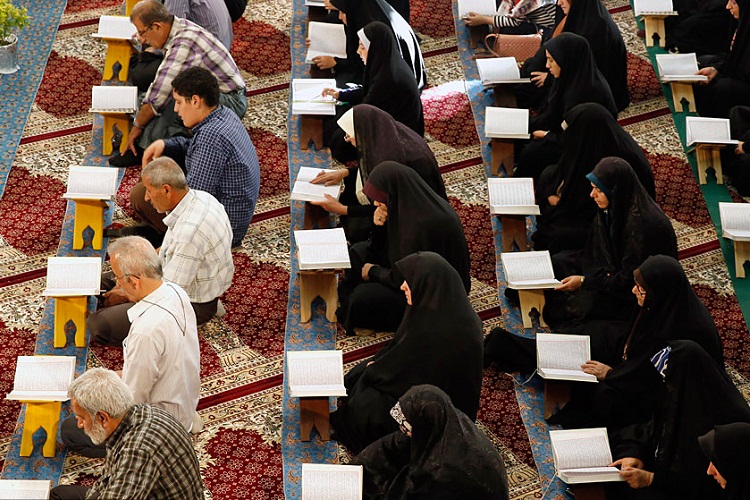 طرح ضیافت الهی در 8 بقعه سیستان و بلوچستان اجرا شد