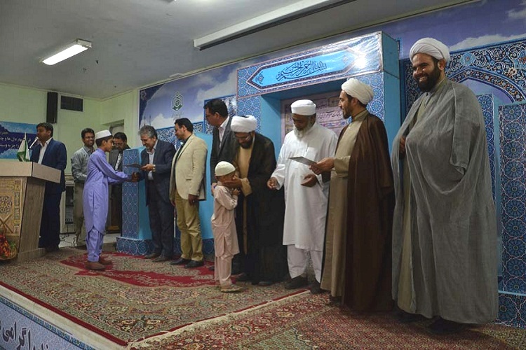 تصاویری از اختتامیه مسابقات قرآن اوقاف در زاهدان