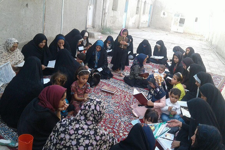 برپایی کلاس آموزش قرآن زیر سقف آسمان برپایی کلاس آموزش قرآن زیر سقف آسمان