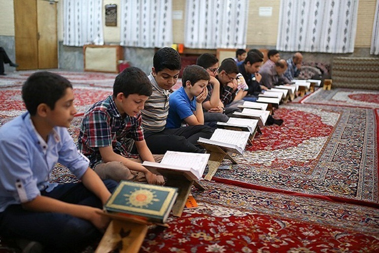 آموزش 300 قرآن&zwnj;آموز در مؤسسات و خانه&zwnj;های قرآن زابل