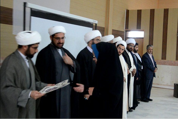 تجلیل از 40 مربی قرآن زابل