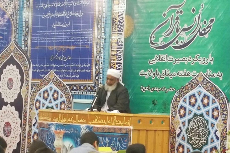 تصاویری از محفل انس با قرآن در زاهدان