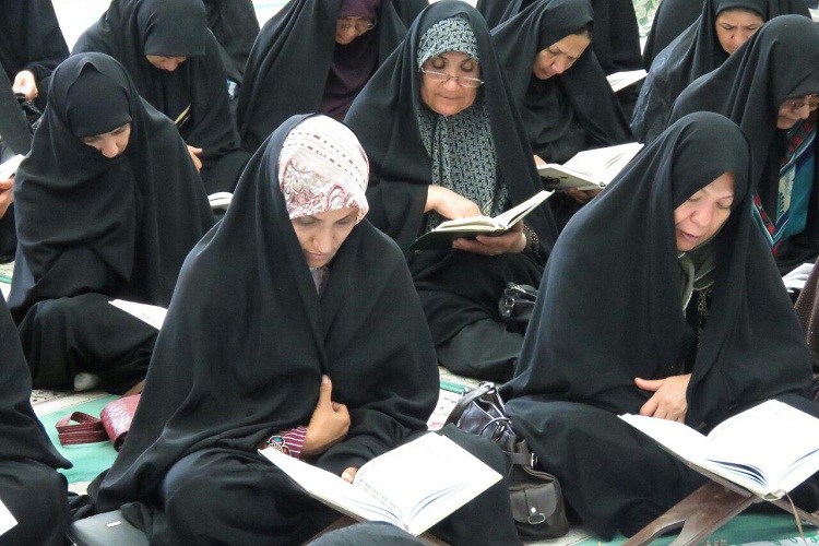 تصاویری از محافل جزء خوانی قرآن در زاهدان تصاویری از محافل جزء خوانی قرآن در زاهدان