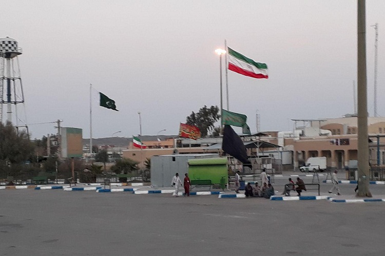 تصاویری از حضور زوار پاکستانی در زائرسرای امام رضا(ع) زاهدان