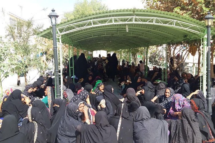 پذیرایی از ۲۰۰۰ زائر پاکستانی اربعین حسینی در زاهدان + عکس