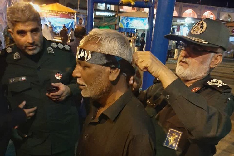 بازدید مسئولان از روند خدمترسانی به زوار پاکستانی بازدید مسئولان از روند خدمترسانی به زوار پاکستانی