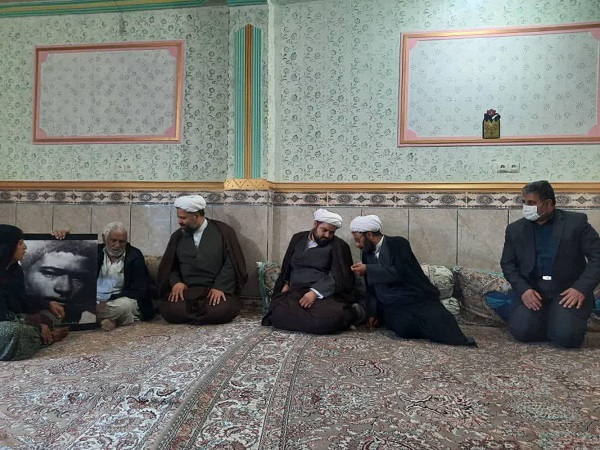 دیدار با خانواده شهدا