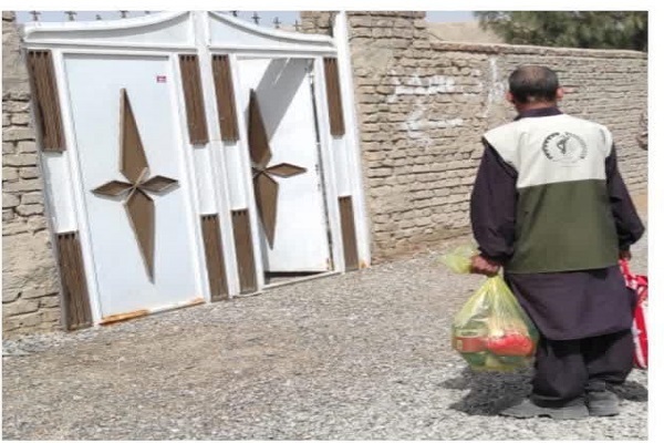 توزیع ۱٠٠بسته معیشتی در هیرمند