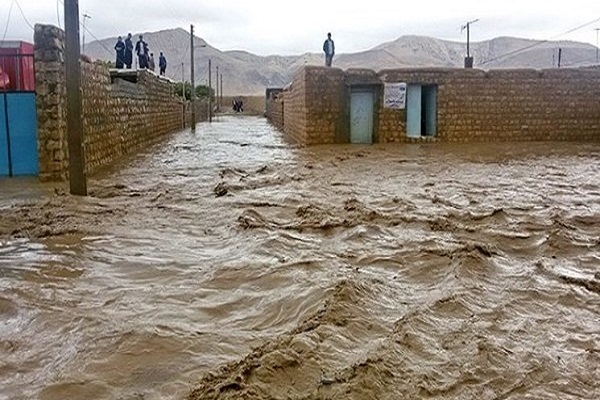 بازسازی منازل مسکونی سیل‌زدگان سیستان و بلوچستان