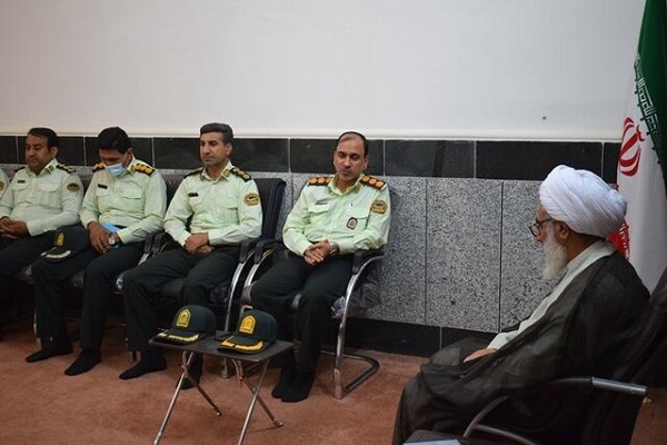 دیدار امام‌جمعه زابل با فرمانده انتظامی زابل