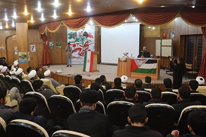 انقلاب اسلامی موجب شکل‌گیری نهضت مقاومت در جهان شد