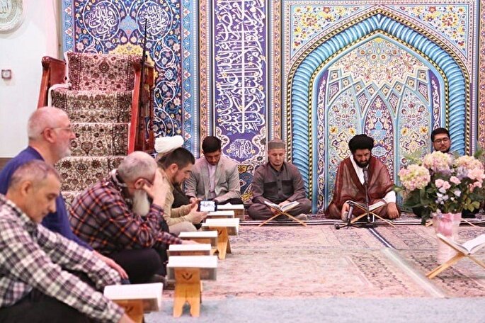 عکس | محفل انس با قرآن در مرکز اسلامی مسکو