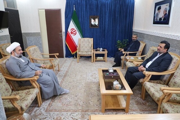 دیدار امام جمعه زاهدان با رئیس جهاددانشگاهی سیستان و بلوچستان