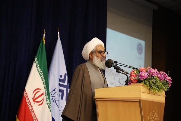 حجت الاسلام عزیزی امام جمعه زابل