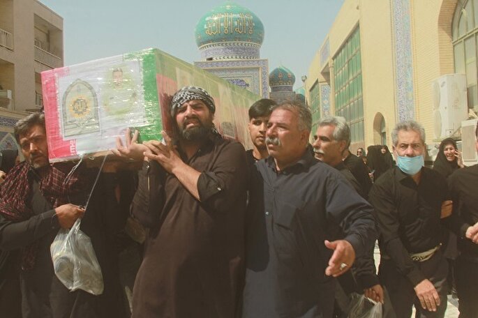 فیلم | تشییع پیکرهای مطهر 5 شهید حادثه تروریستی سیب‌سوران در زابل