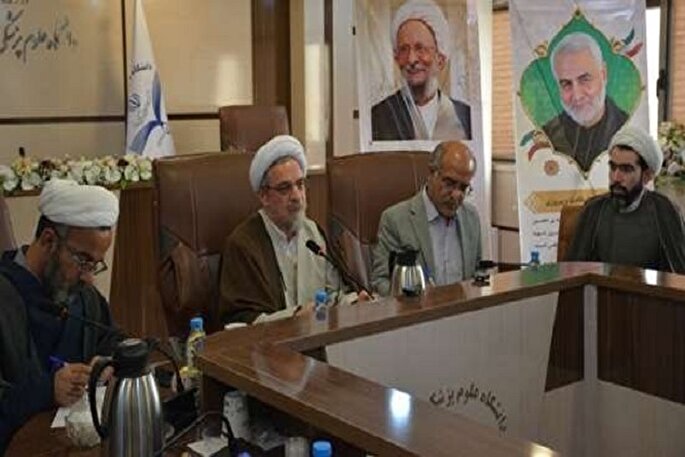 مقاومت ملت ایران الگویی برای همه ملت‌هاست