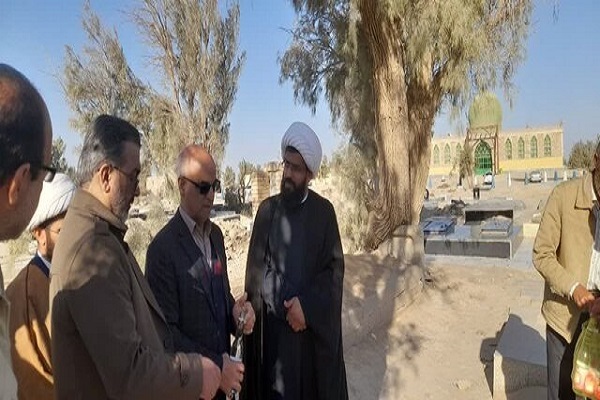 دیدار مدیرکل اوقاف استان از بقعه بی بی دوست زابل دیدار مدیرکل اوقاف استان از بقعه بی بی دوست زابل