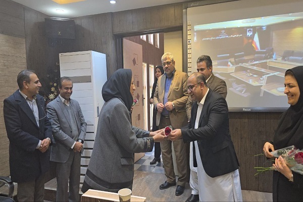 تجلیل از بانوان