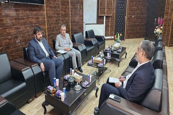دیدار مدیرکل نوسازی مدارس استان با مدیرکل مالیات سیستان و بلوچستان