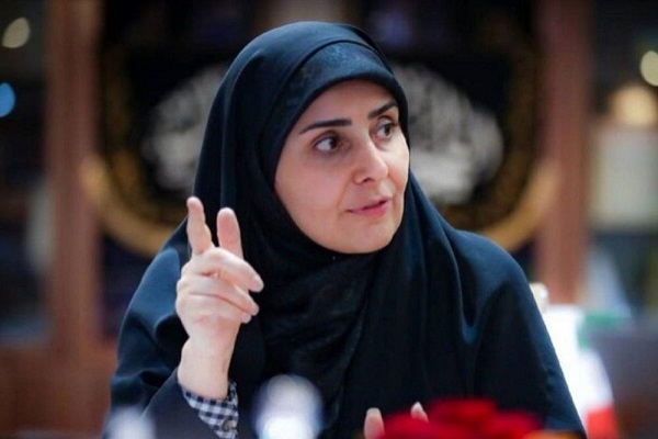 فرزانه صادق وزیر راه و شهرسازی