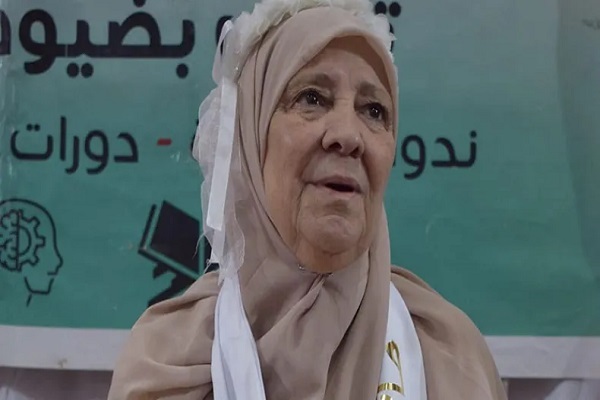 درگذشت بانوی الجزایری که در 75 سالگی کل قرآن را حفظ کرد + فیلم