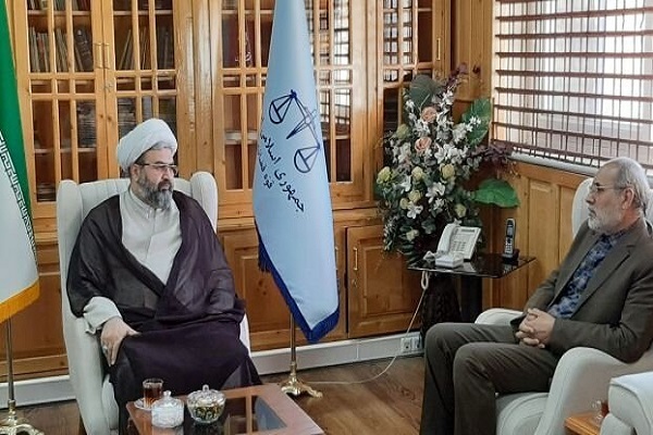 دیدار مدیرکل آموزش وپرورش با رئیس دادگستری سیستان و بلوچستان