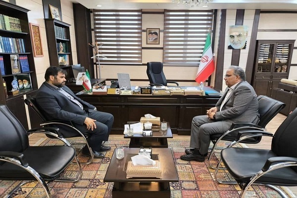 نشست استاندار با مدیرکل نوسازی سیستان و بلوچستان نشست استاندار با مدیرکل نوسازی سیستان و بلوچستان