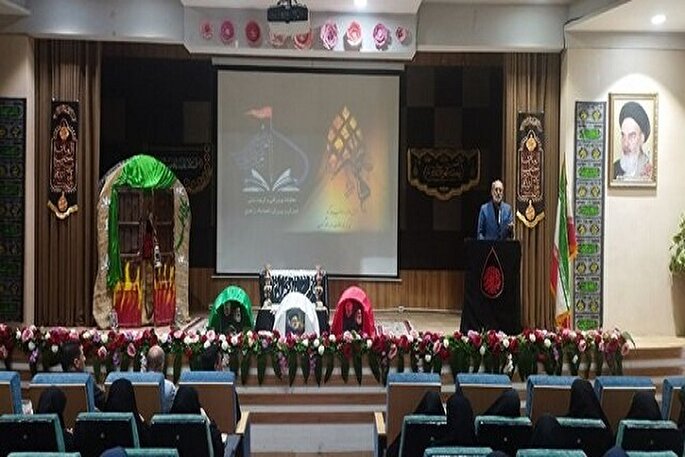 بصیرت‌افزایی و معرفت‌افزایی اولویت هیئت‌های عزاداری باشد
