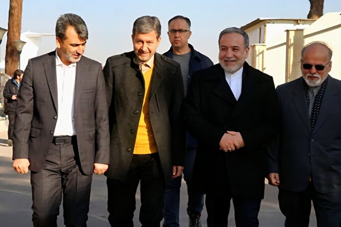 سفر وزیر امور خارجه دولت چهاردهم به اصفهان