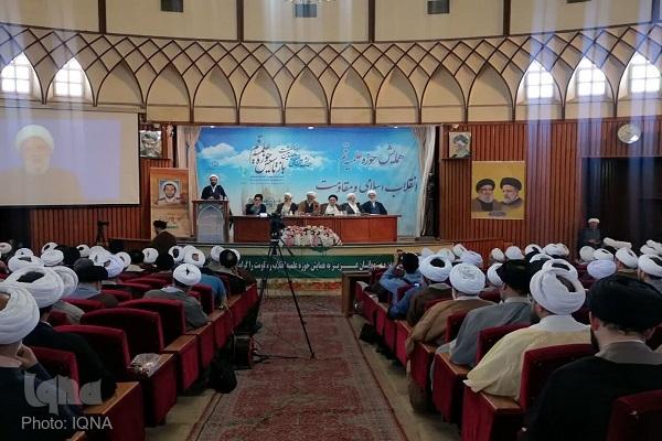 امام خمینی (ره)  سنگ‌ بنای تحول در جهان اسلام را گذاشتند