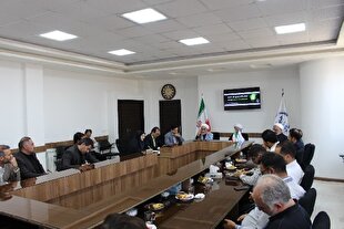 از لزوم تبیین علمی اندیشه امام خمینی(ره) تا بازخوانی سلوک ایشان + عکس