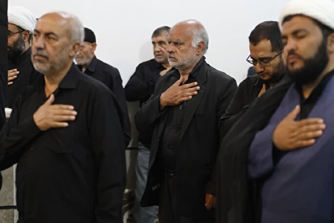 عکس | مراسم سوگواری دهه دوم محرم در حسینیه شهدای بجنورد 
‌