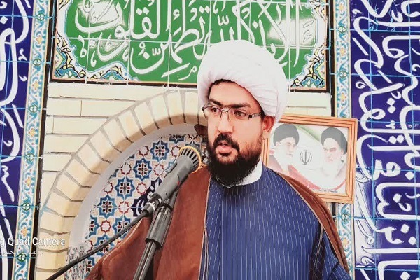 حجت الاسلام مجتبی اشرفیان امام جمعه شهرستان نیمروز